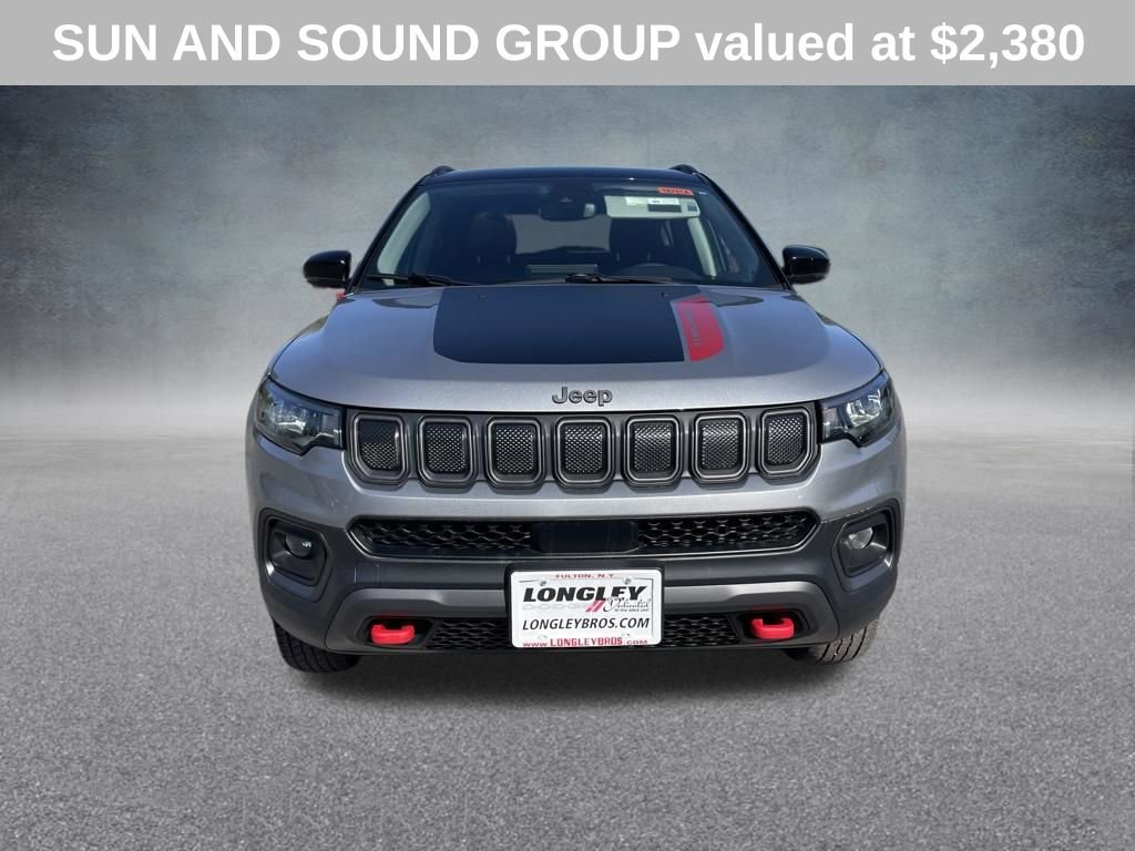 Used 2022 Jeep Compass Trailhawk w/ Sun and Sound Group AWD/4WD image 2