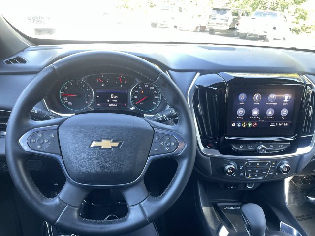 Used 2023 Chevrolet Traverse LT AWD/4WD image 14