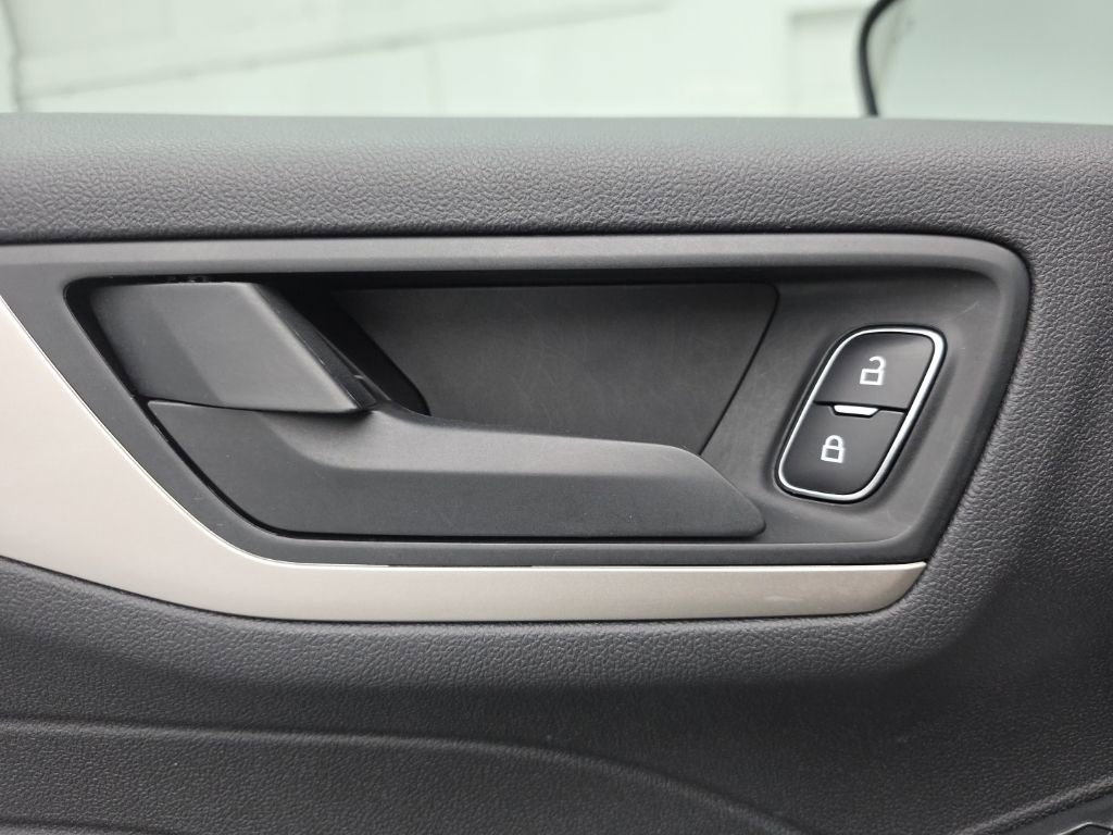 Used 2022 Ford Escape SE w/ Convenience Package image 16