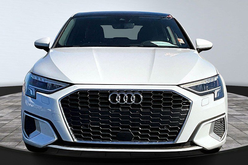 Used 2024 Audi A3 2.0T Premium FWD image 3