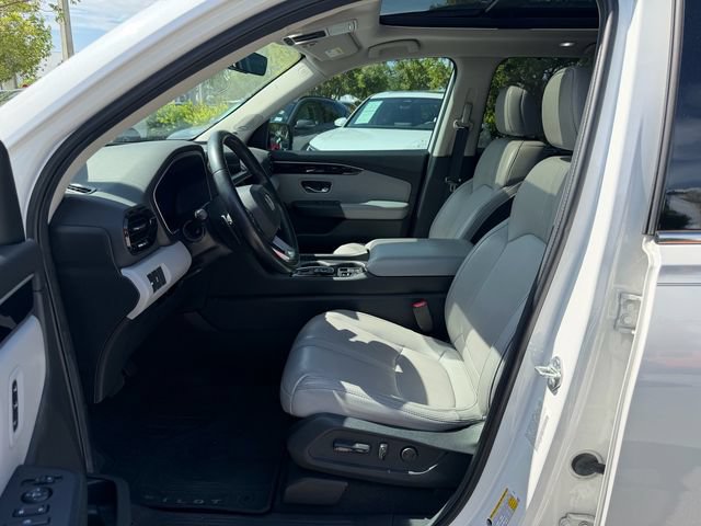 Used 2024 Honda Pilot Touring image 11