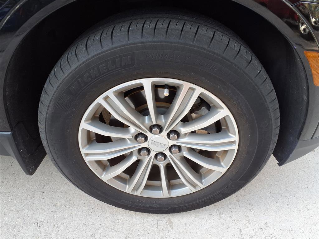 Used 2018 Cadillac XT5 Luxury image 7