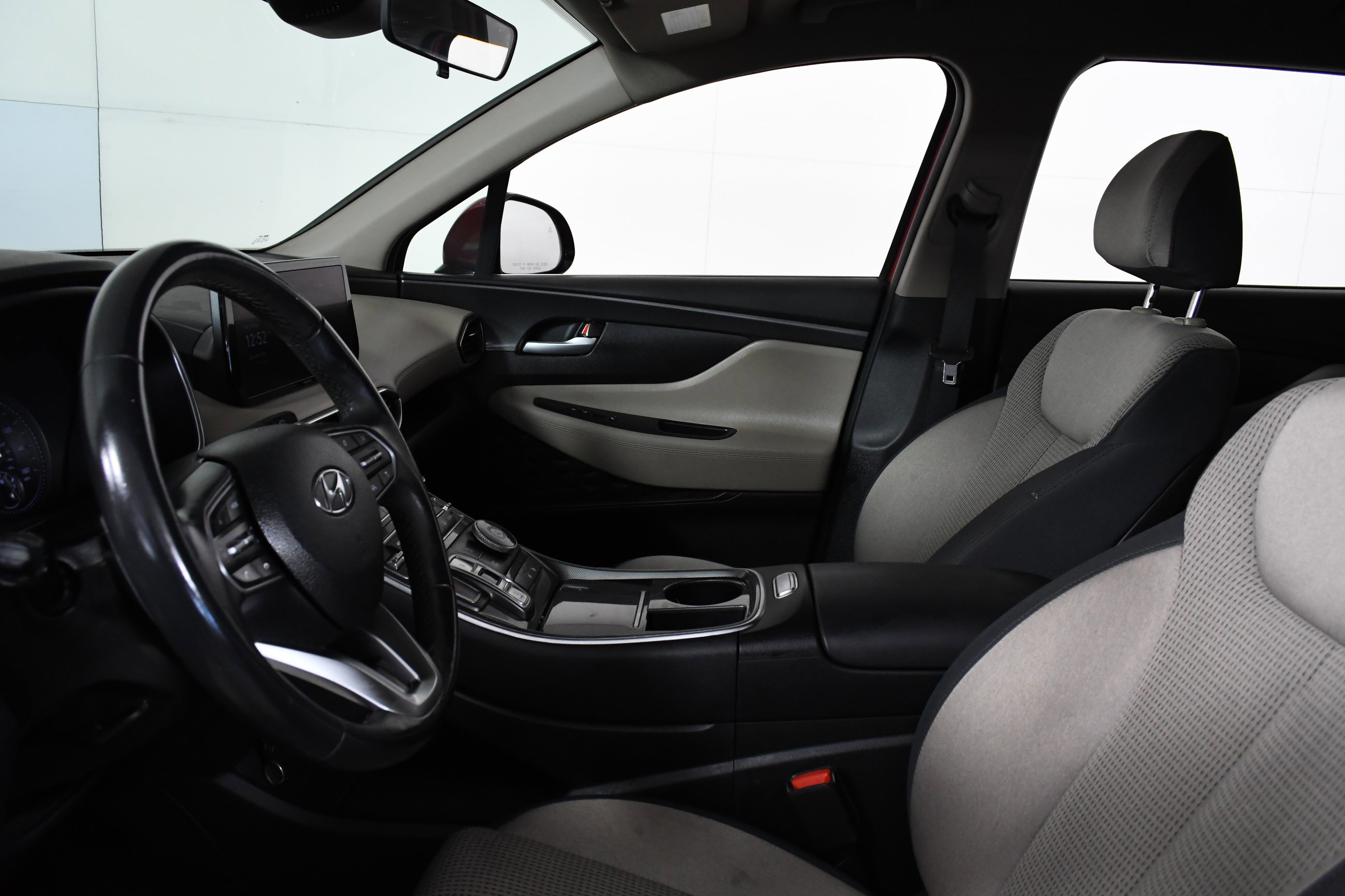 Used 2023 Hyundai Santa Fe SEL w/ Cargo Package image 19