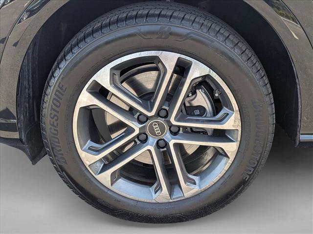Certified 2025 Audi Q5 Premium w/ Convenience Package image 23
