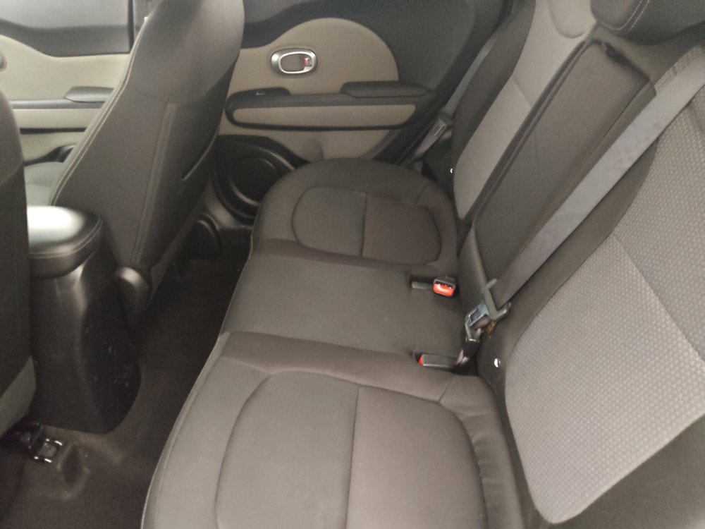 Used 2019 Kia Soul + FWD image 18