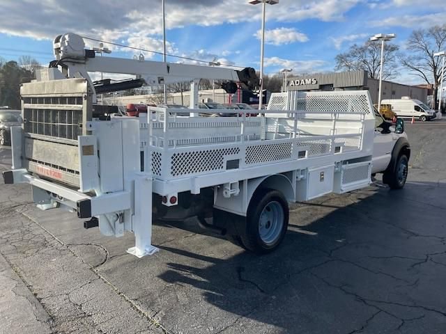 Used 2007 Ford F550 2WD Regular Cab Super Duty image 3