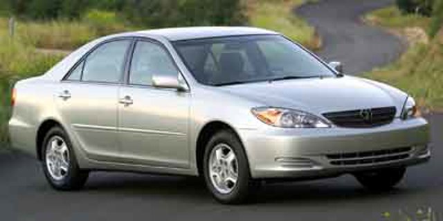 Used 2002 Toyota Camry LE image 2