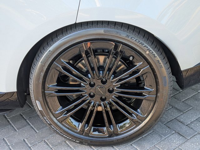 New 2026 Land Rover Range Rover Autobiography AWD/4WD image 9