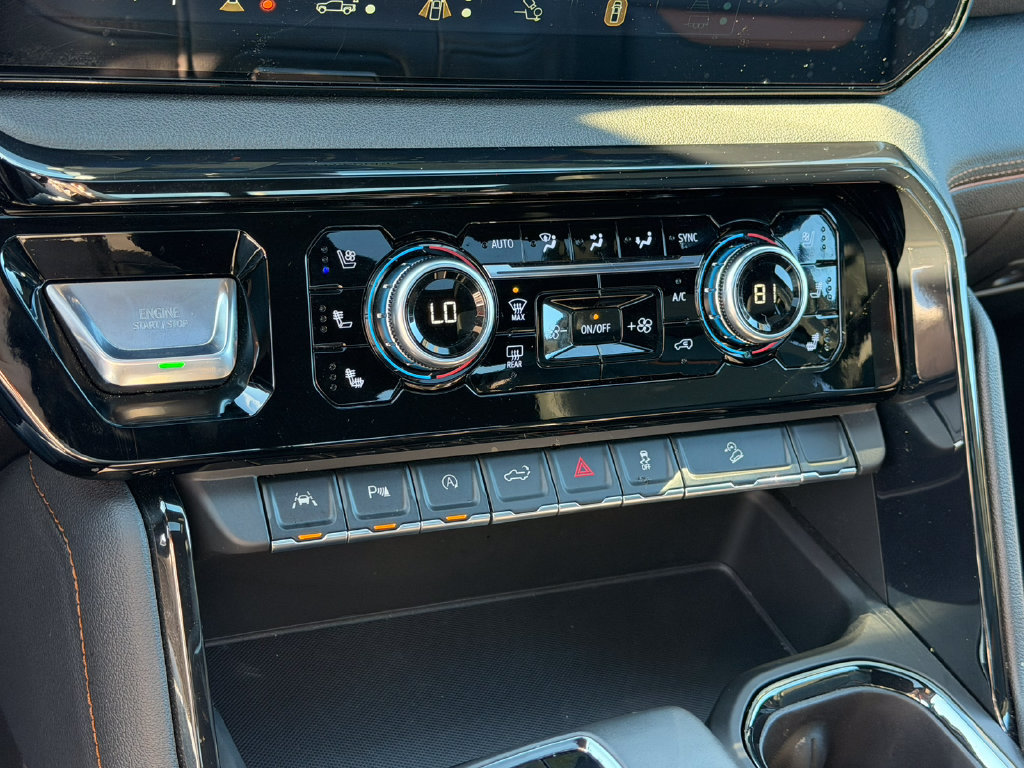 Certified 2025 GMC Sierra 1500 AT4 w/ Technology Package AWD/4WD image 43