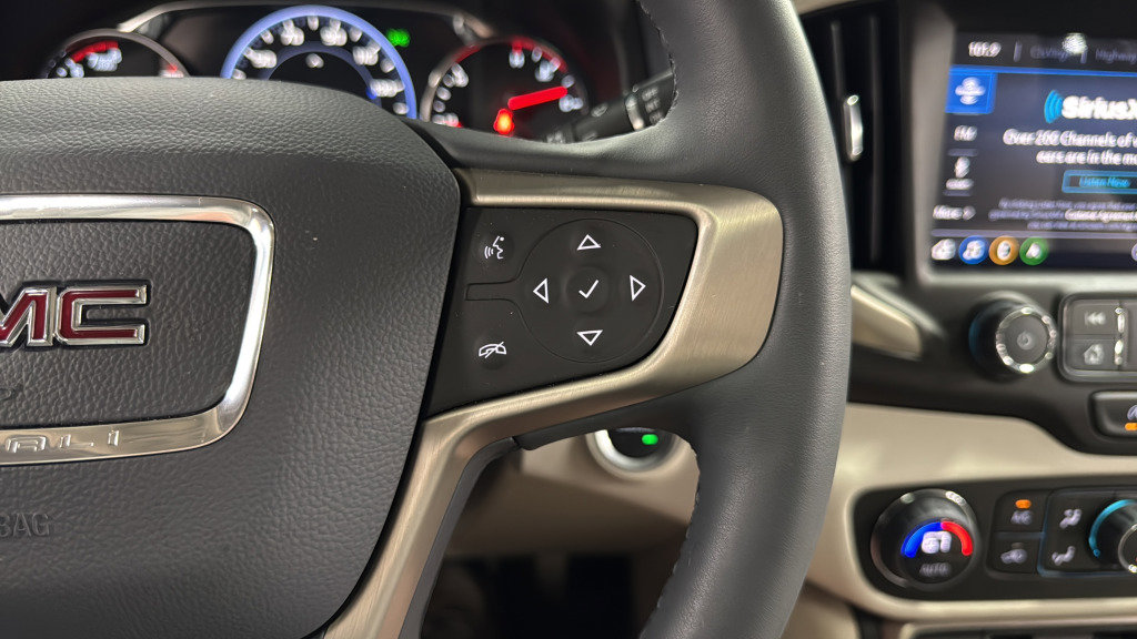 Used 2024 GMC Terrain Denali w/ Denali Premium Package image 26