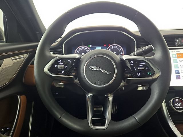 Used 2024 Jaguar XF R-Dynamic SE RWD image 21