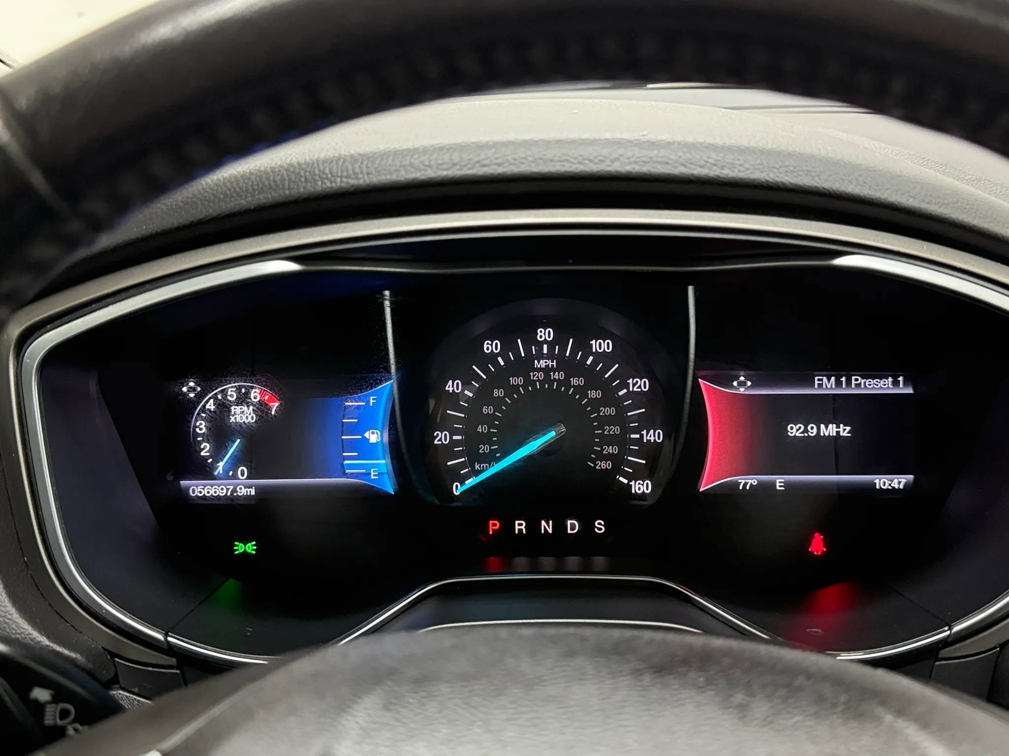 Used 2016 Ford Fusion SE w/ Equipment Group 202A image 19