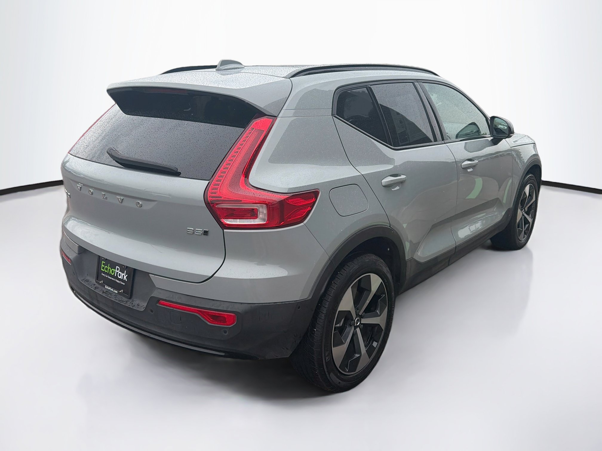 Used 2026 Volvo XC40 B5 Plus AWD/4WD image 9