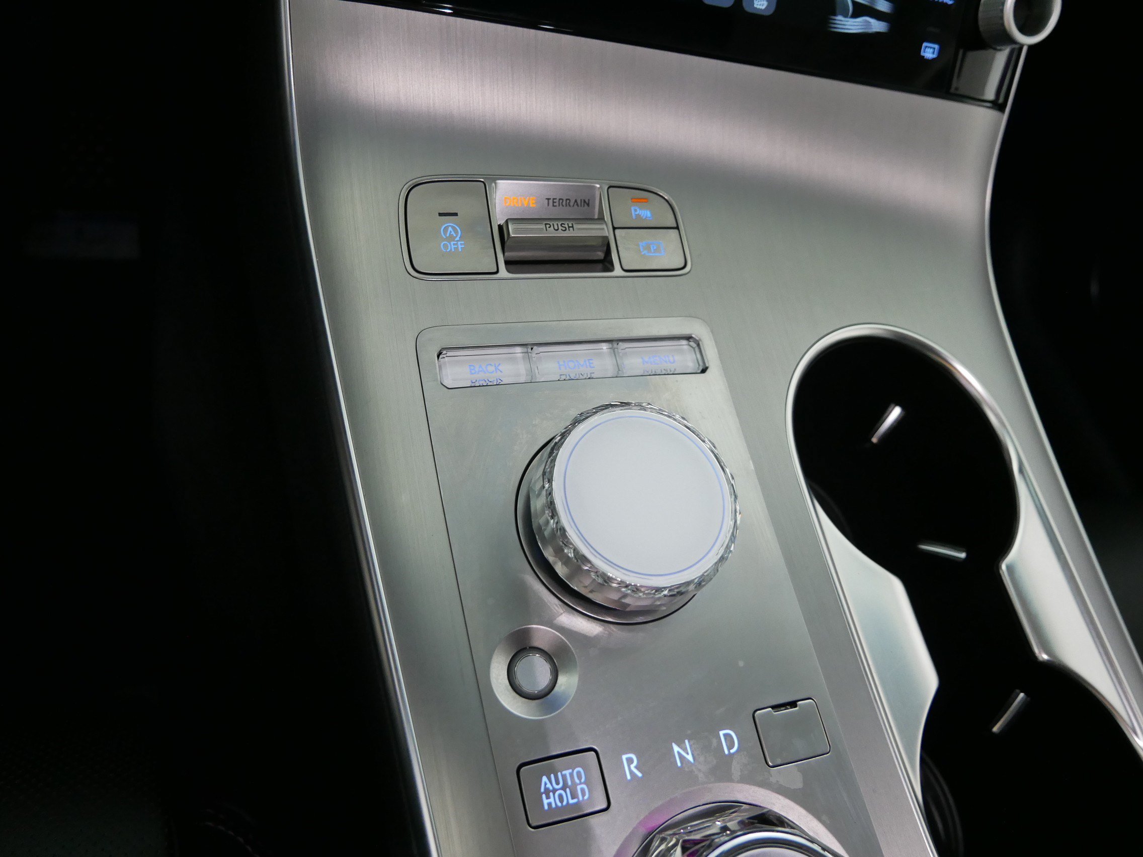 Certified 2026 Genesis GV70 2.5T Select AWD/4WD image 30