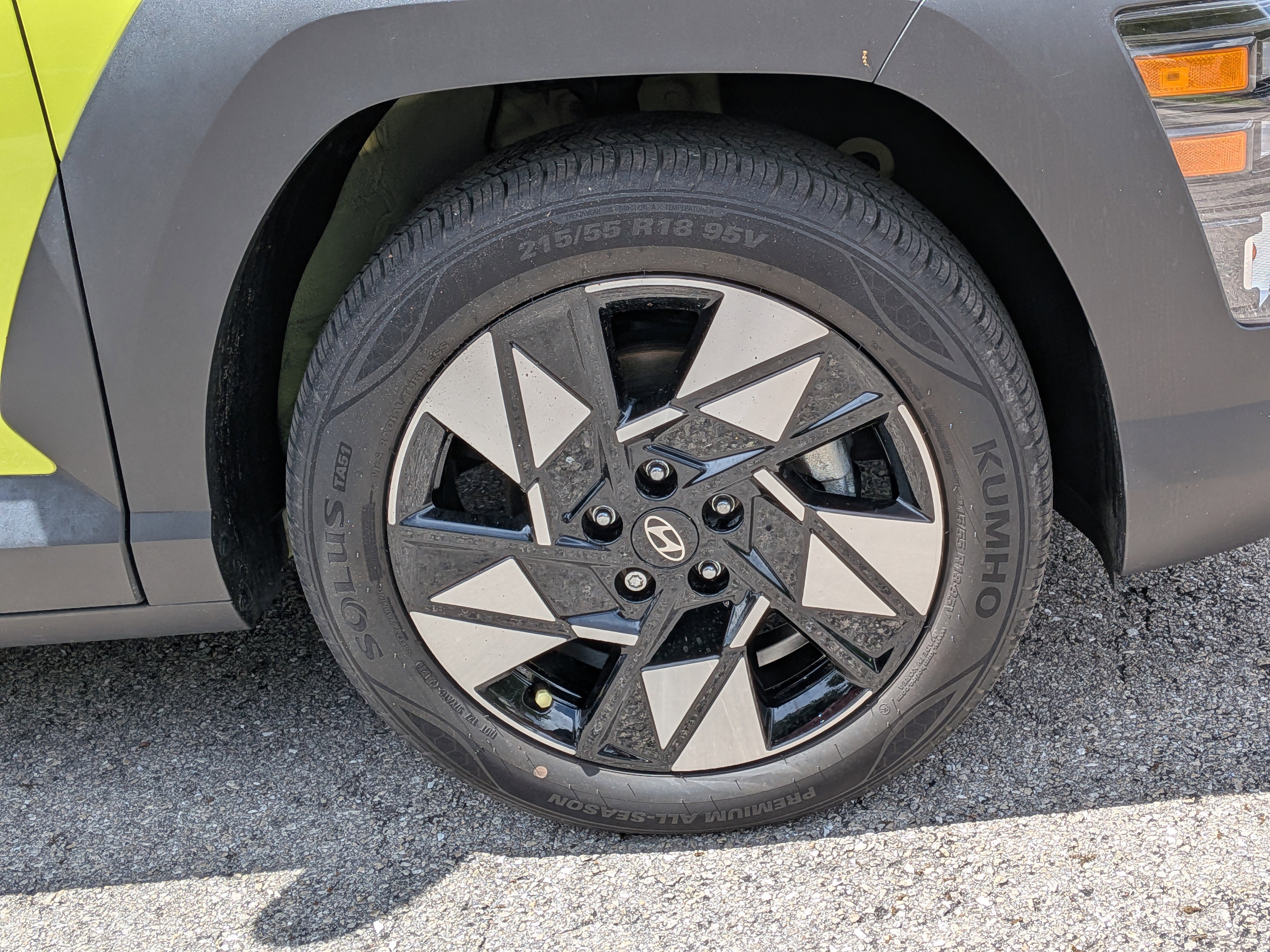 Used 2024 Hyundai Kona SEL image 11