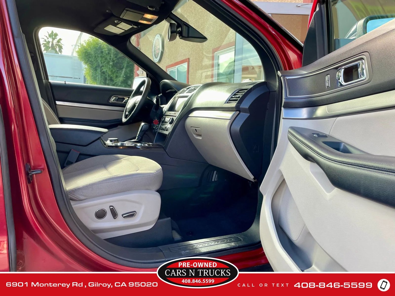 Used 2018 Ford Explorer XLT w/ Equipment Group 201A image 13