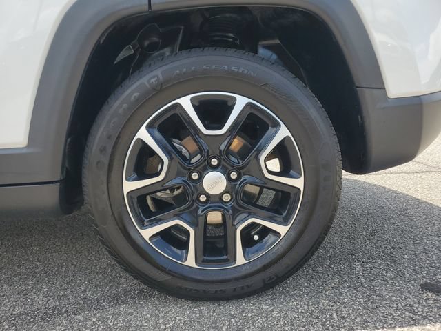 Used 2022 Jeep Compass Latitude FWD image 11