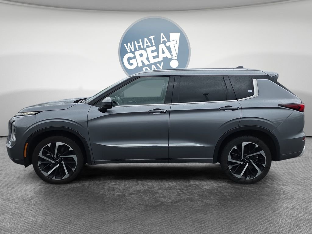 Used 2022 Mitsubishi Outlander SEL AWD/4WD image 6