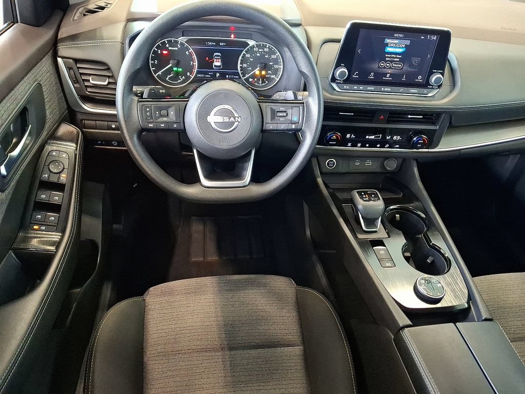 Used 2023 Nissan Rogue SV AWD/4WD image 2