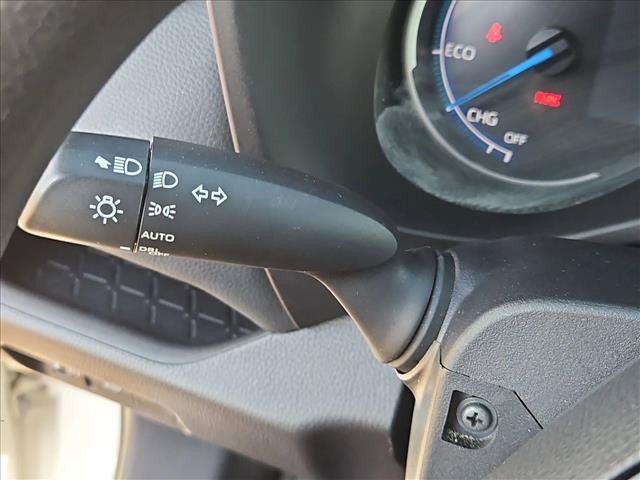 Used 2025 Toyota RAV4 XLE AWD/4WD image 15