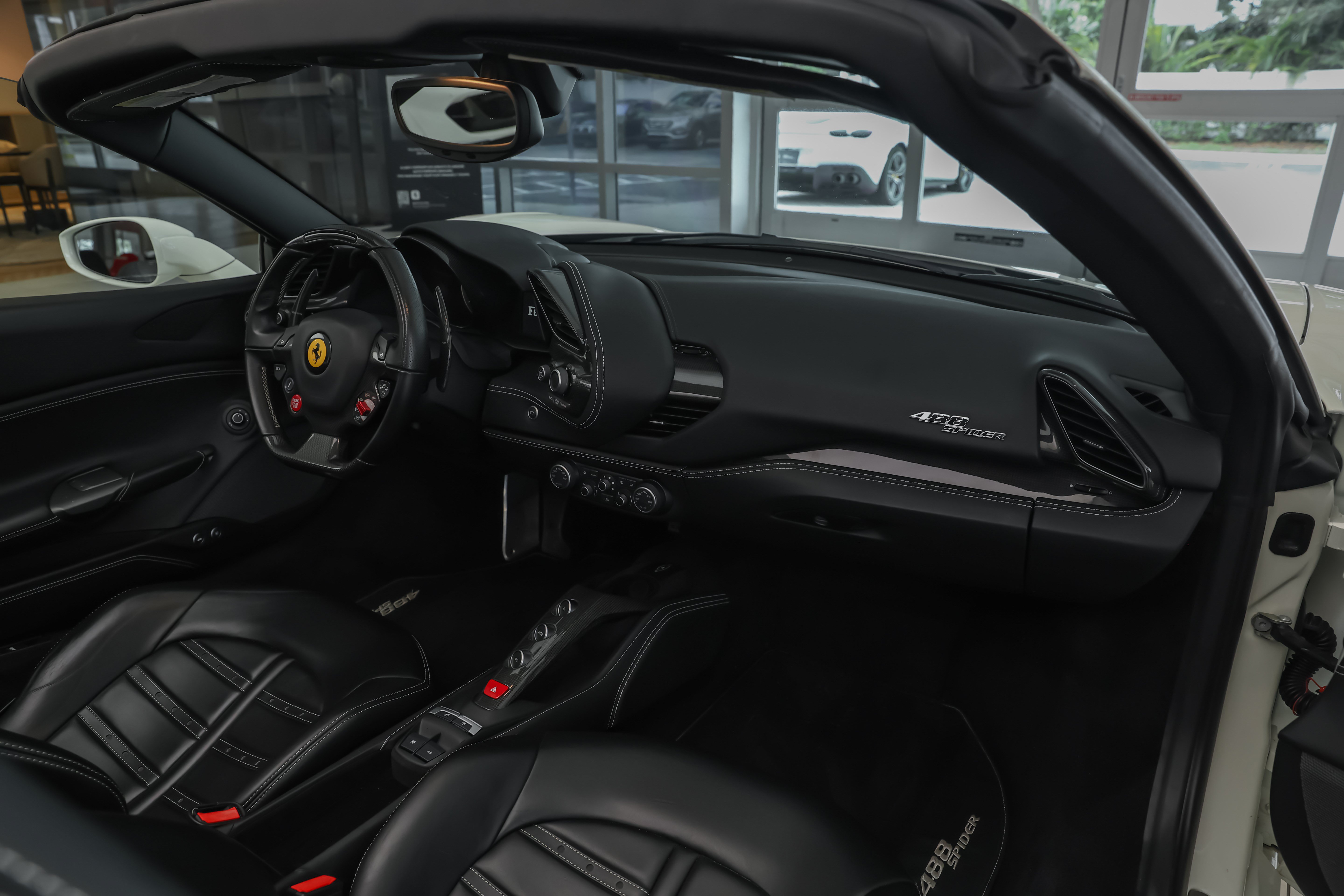 Used 2018 Ferrari 488 Spider RWD image 11