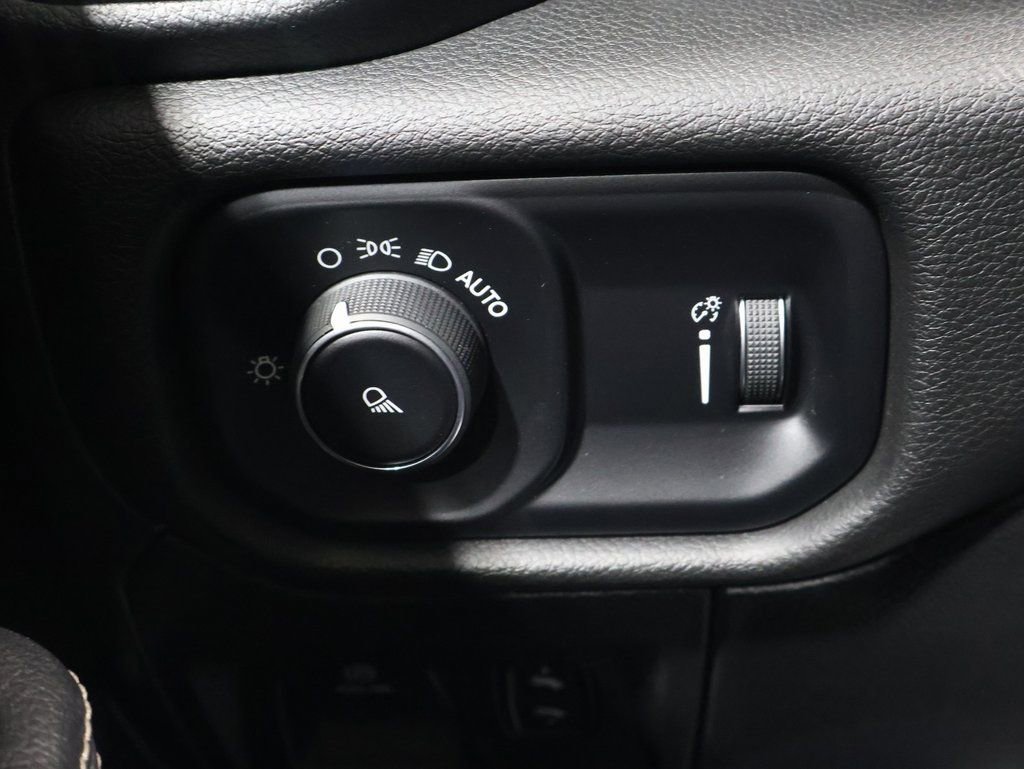 Used 2023 RAM 1500 Laramie image 36