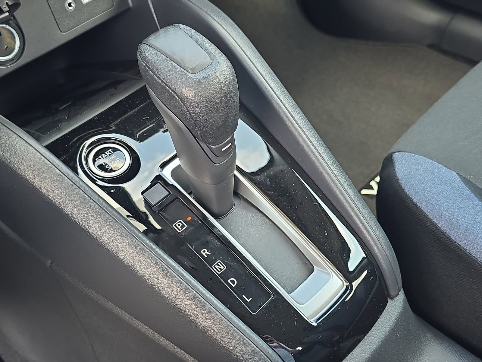 New 2025 Nissan Versa SV w/ Trunk Package image 22