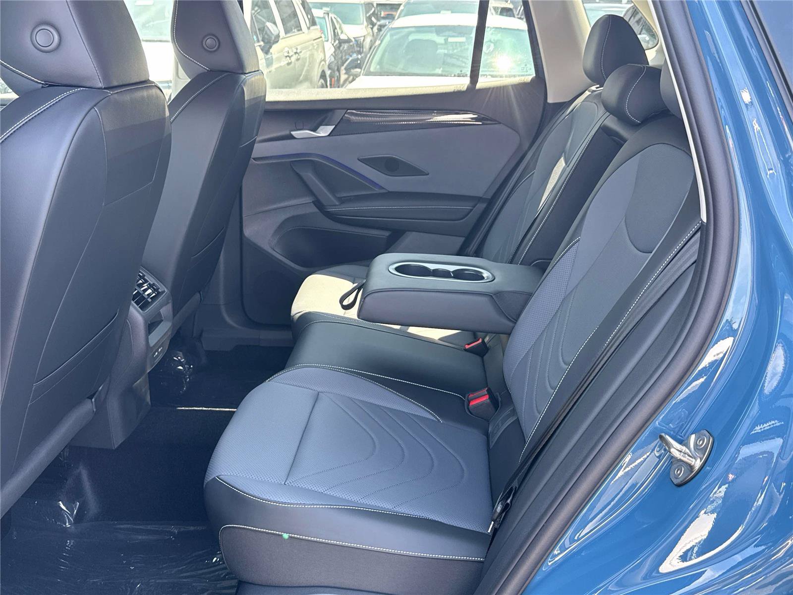 New 2026 Volkswagen Tiguan SE AWD/4WD image 28