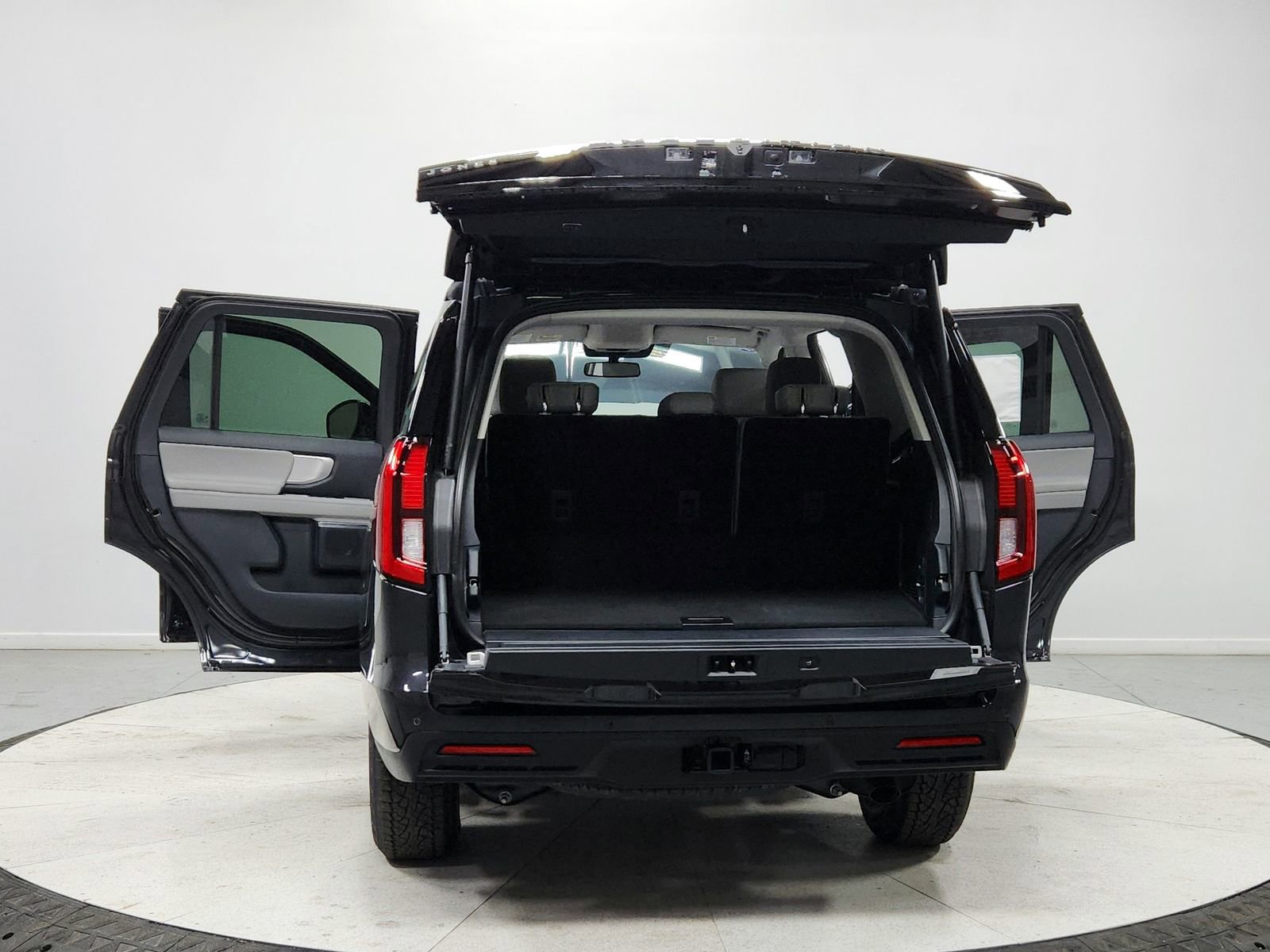 New 2026 Ford Expedition Active image 14