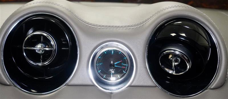 Used 2016 Jaguar XJ L Portfolio image 16