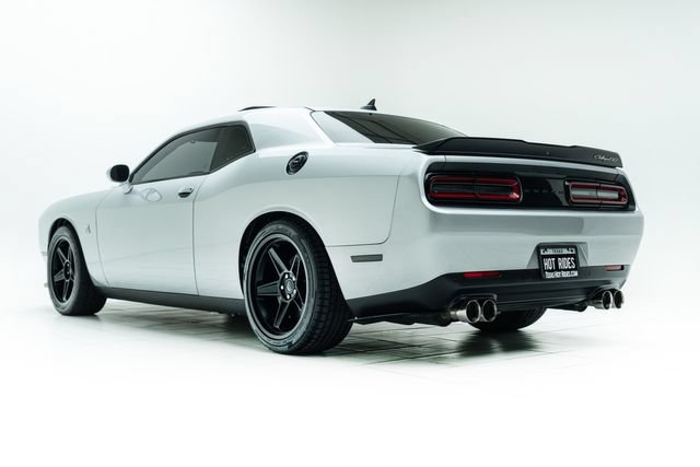Used 2020 Dodge Challenger R/T Scat Pack RWD image 18