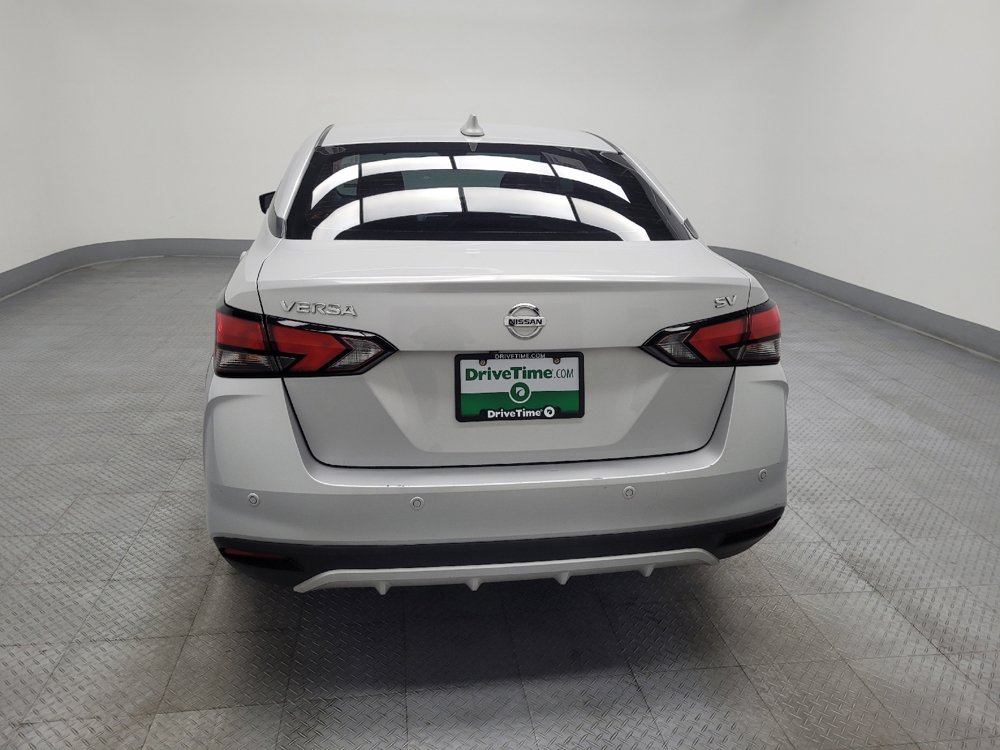 Used 2020 Nissan Versa SV image 6