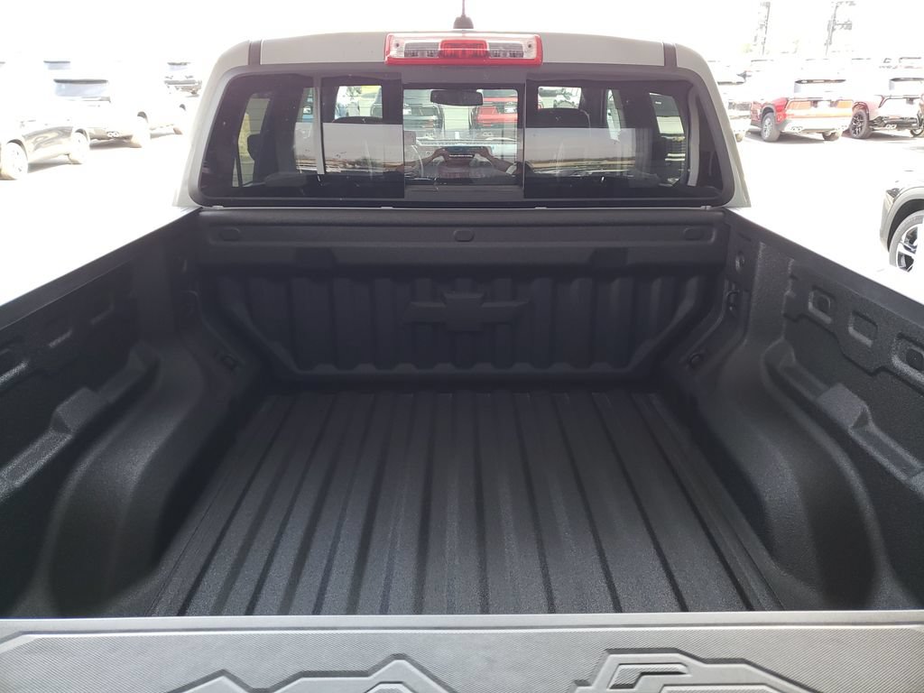 New 2026 Chevrolet Colorado Z71 w/ Technology Package AWD/4WD image 4