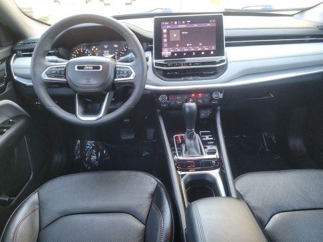 Used 2023 Jeep Compass Limited AWD/4WD image 16