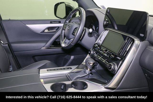 Used 2024 Lexus LX 600 F Sport image 21
