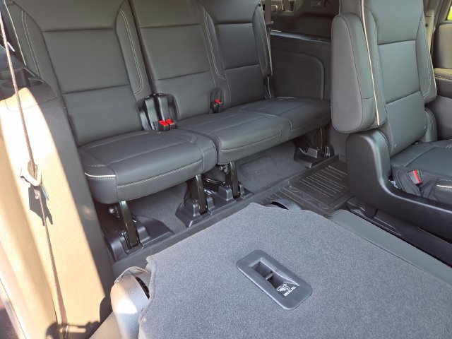 New 2026 GMC Yukon XL Elevation w/ Elevation Premium Package AWD/4WD image 24