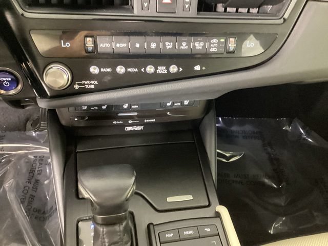 Used 2022 Lexus ES 300h w/ Premium Package FWD image 25