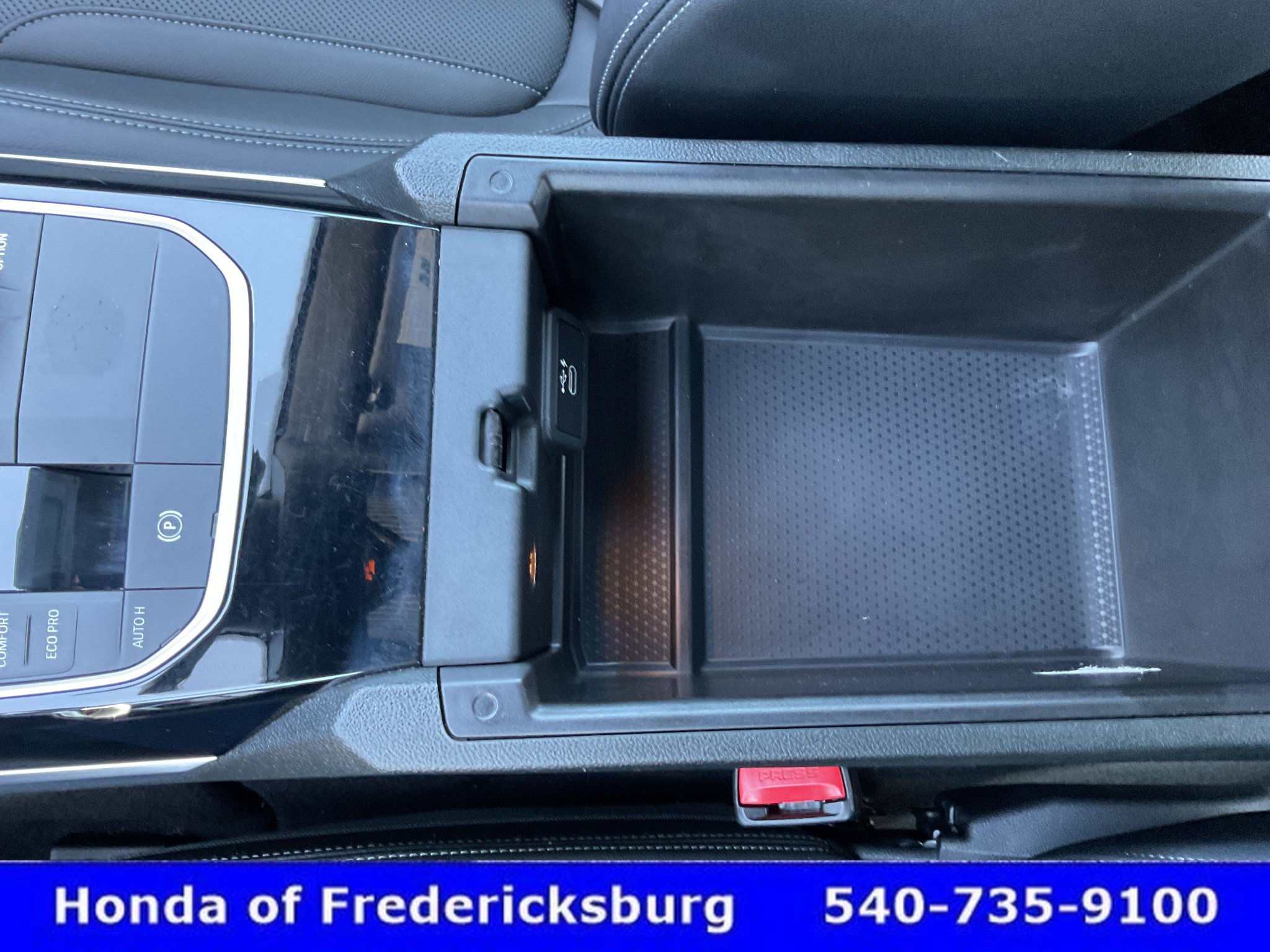 Used 2022 BMW 230i Coupe w/ Premium Package 2 RWD image 28