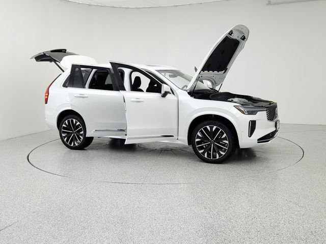 New 2025 Volvo XC90 T8 Plus w/ Protection Package Premier image 10