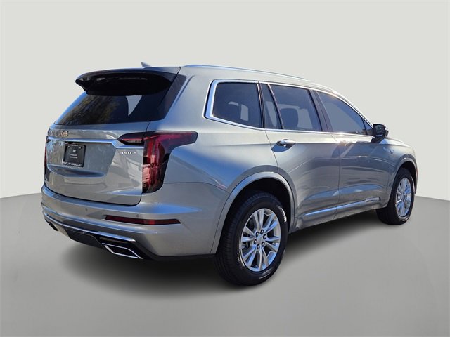 New 2025 Cadillac XT6 Luxury image 4