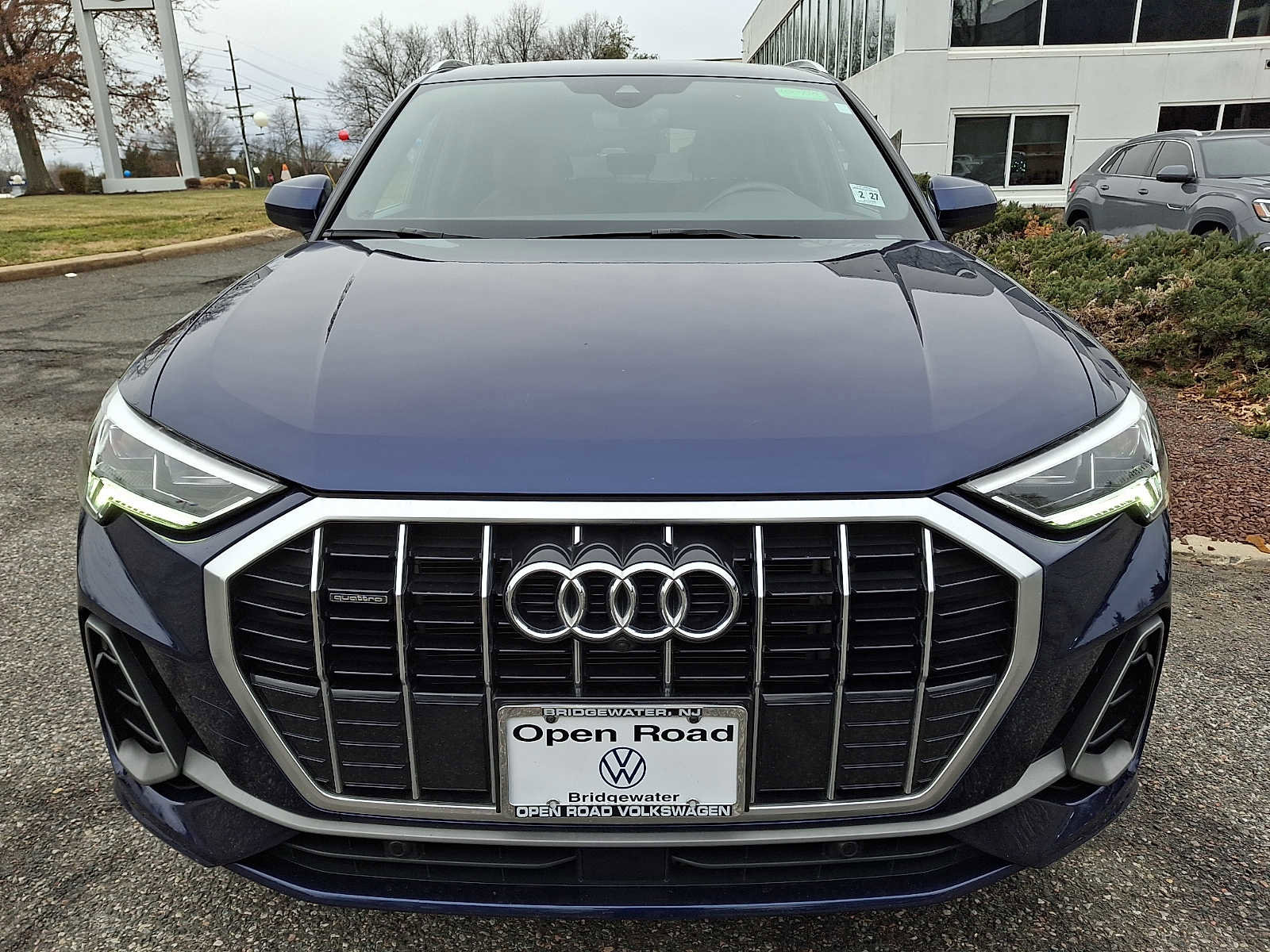 Used 2022 Audi Q3 2.0T Premium Plus image 2