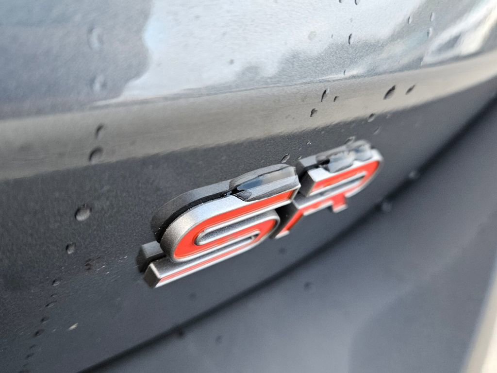 New 2026 Nissan Kicks SR image 10