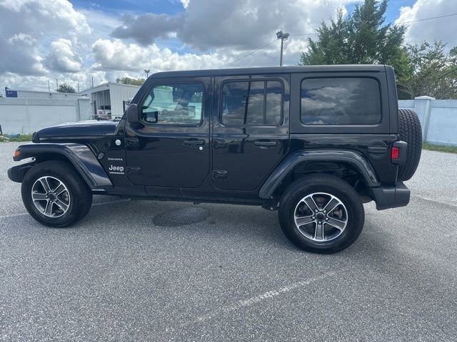 Used 2023 Jeep Wrangler Sahara image 10