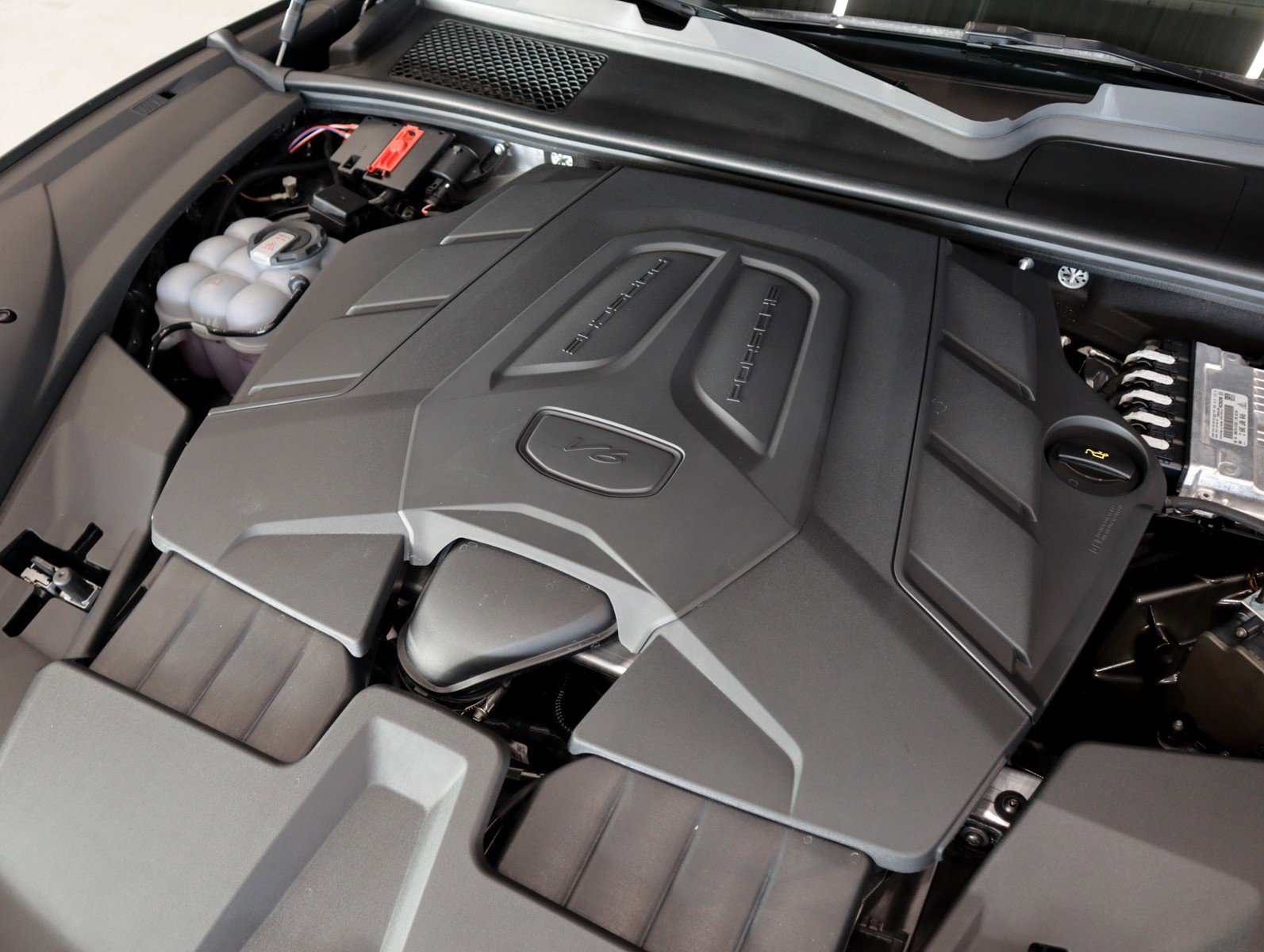 New 2026 Porsche Cayenne image 20