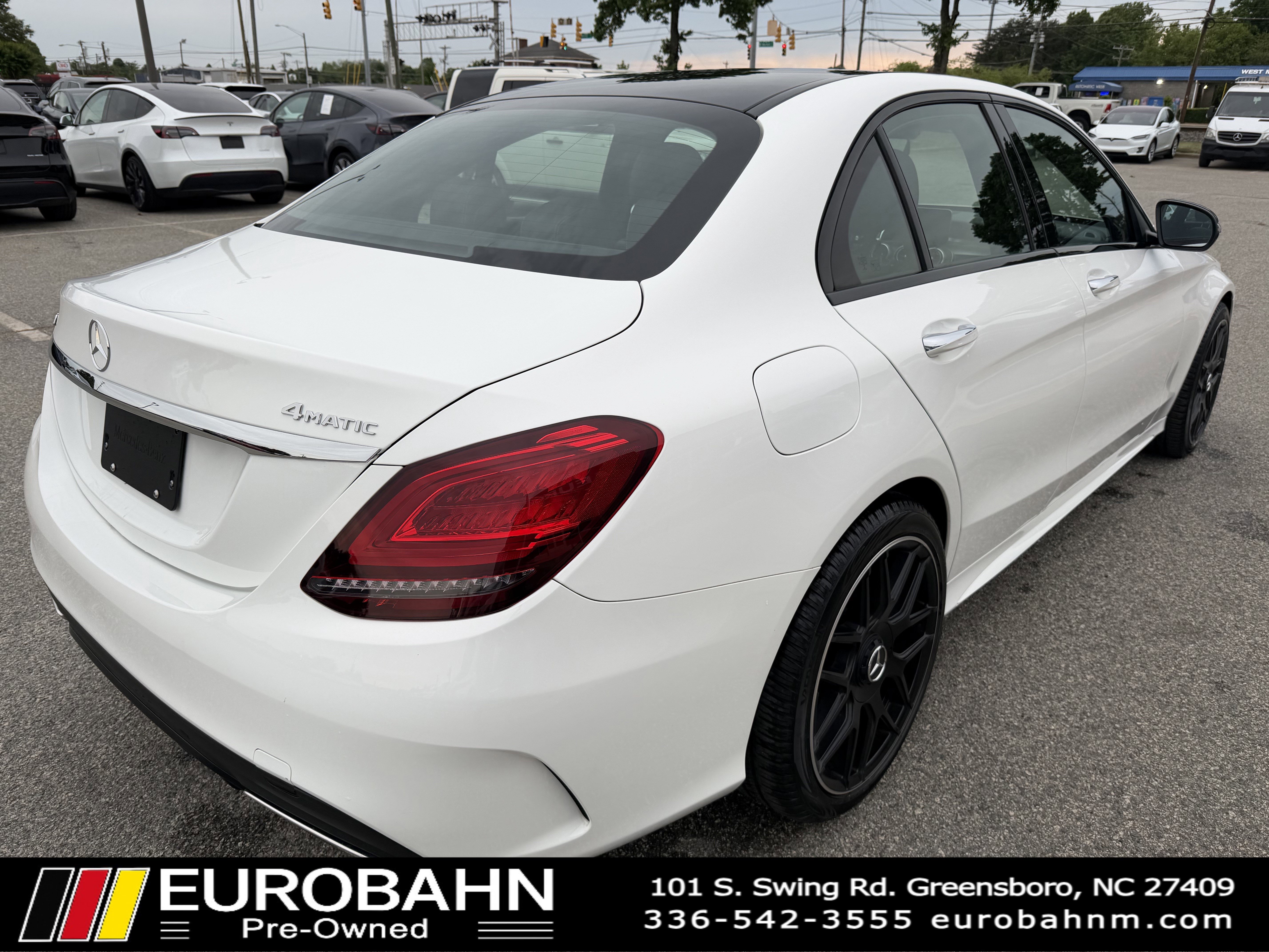 Used 2019 Mercedes-Benz C 300 4MATIC Sedan image 5