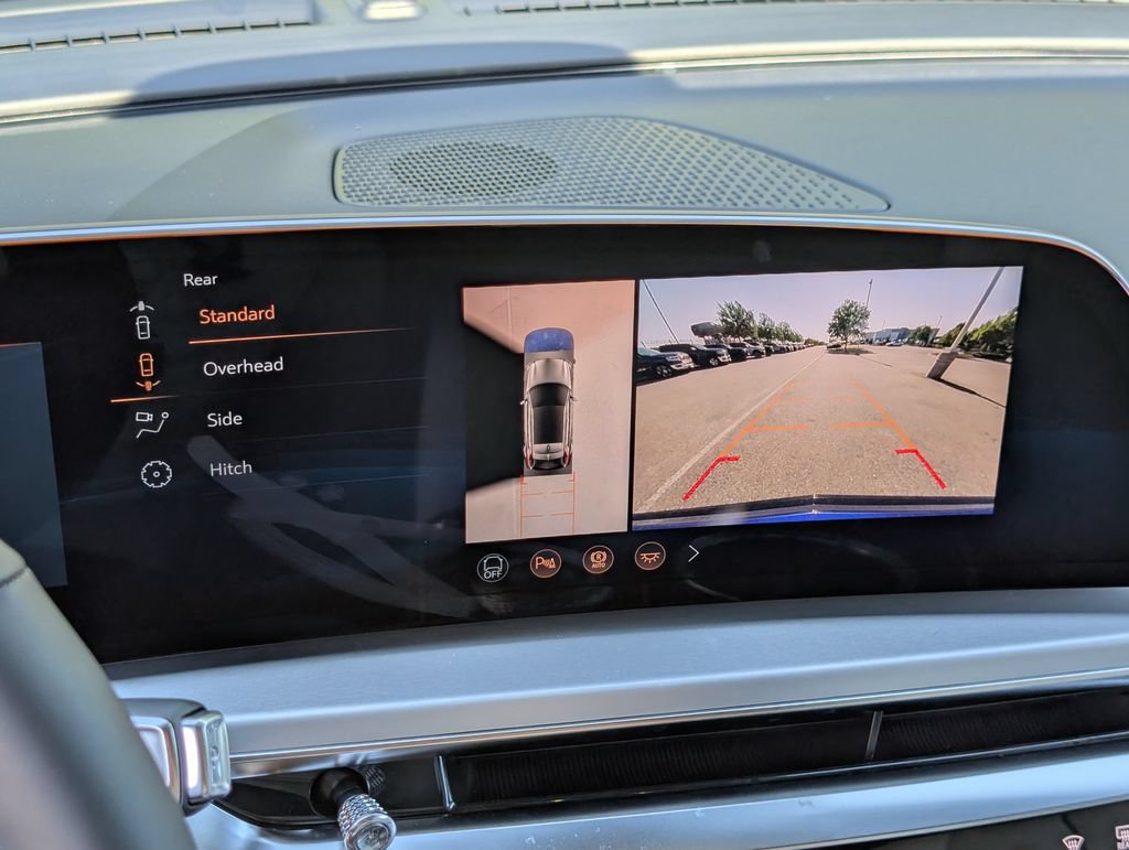 New 2026 Cadillac Lyriq Sport AWD/4WD image 35
