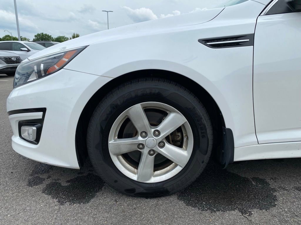 Used 2015 Kia Optima LX FWD image 29