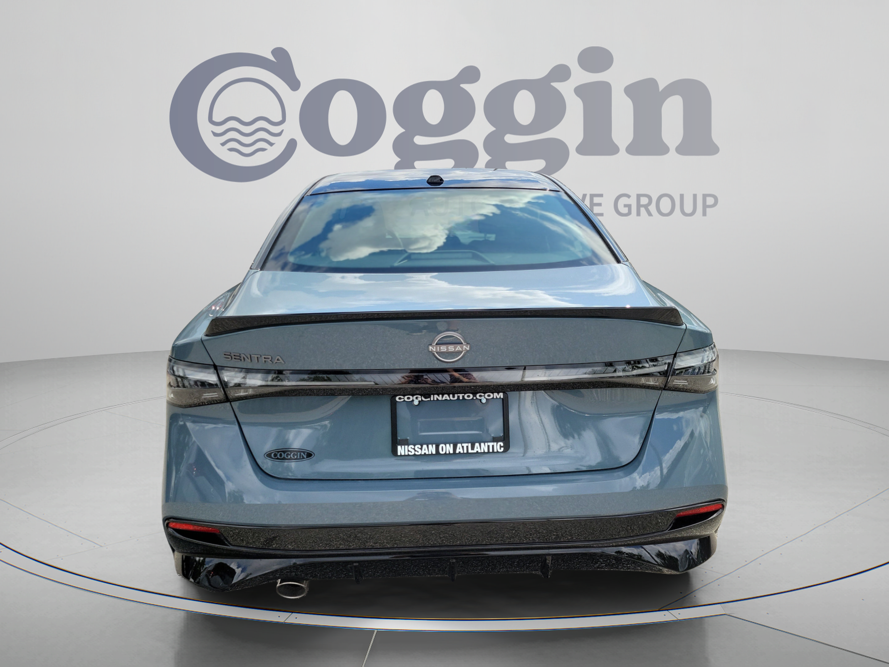 New 2027 Nissan Sentra SR w/ Floor Mat Package FWD image 4