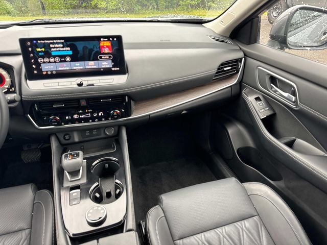 Certified 2026 Nissan Rogue Platinum w/ Platinum Premium Package AWD/4WD image 20