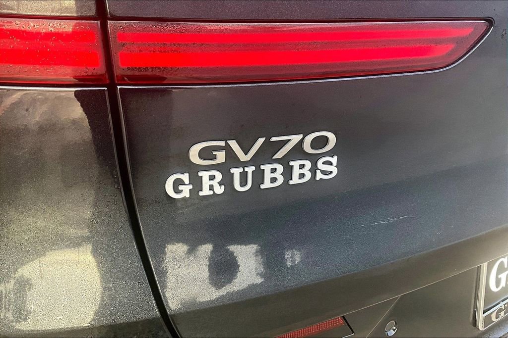Used 2025 Genesis GV70 3.5T Sport image 41